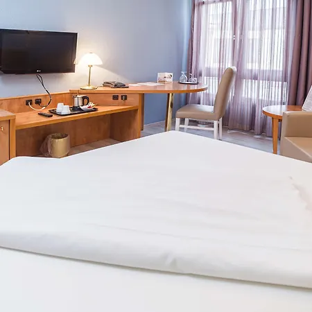 فندق Golden Tulip بيليفيلد