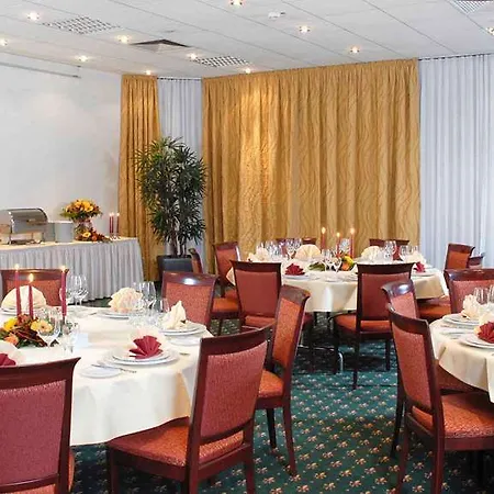 Golden Tulip 3*