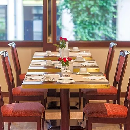 Golden Tulip 3* بيليفيلد