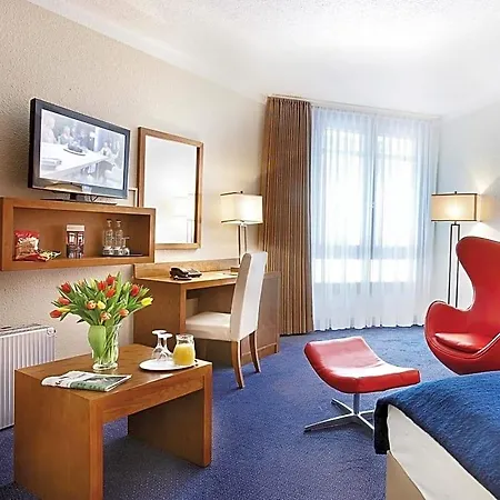 Golden Tulip 3*