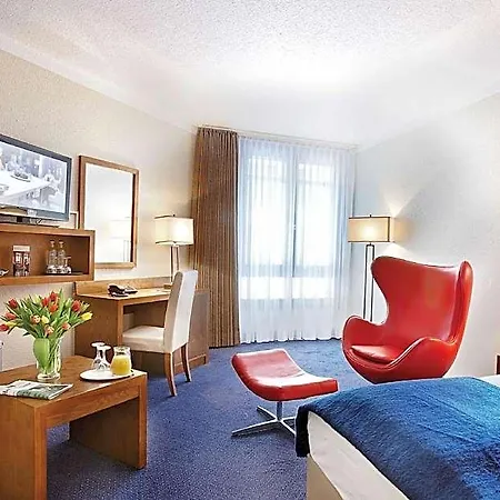 Golden Tulip 3*