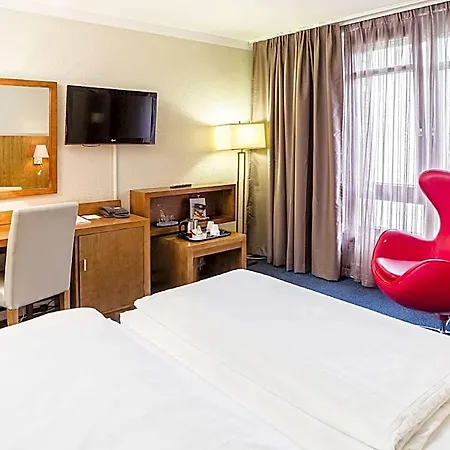 Golden Tulip فندق