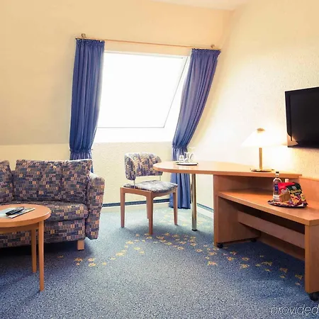 Hotel Golden Tulip 3*