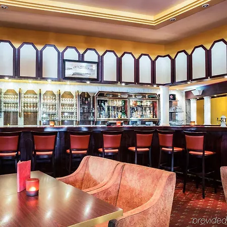 فندق Golden Tulip 3*