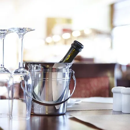 فندق Golden Tulip بيليفيلد