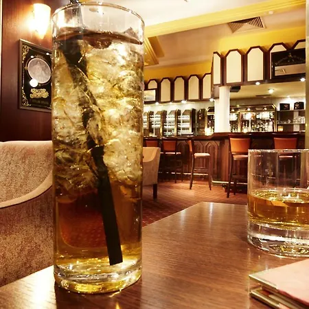 فندق Golden Tulip 3*