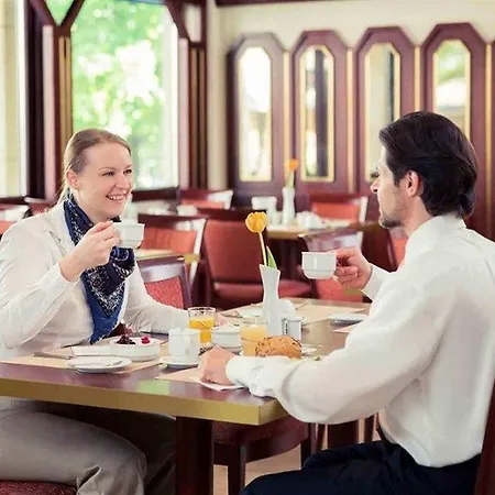 فندق Golden Tulip 3*