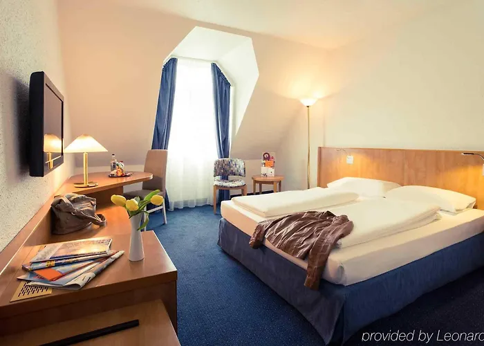Golden Tulip 3*