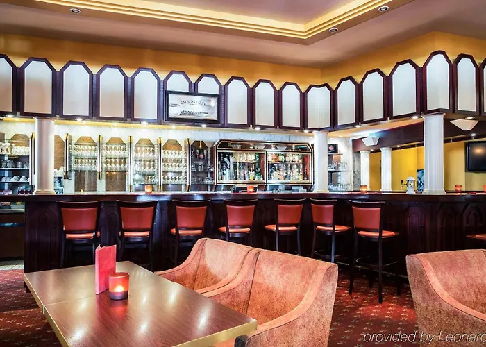 Hotel Golden Tulip 3*